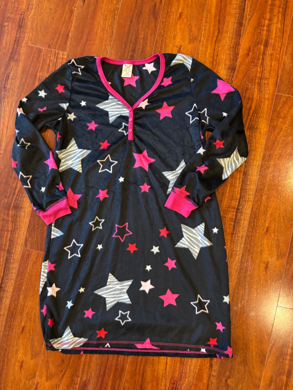 Faded Glory Black Star-Print Nightgown with Pink Accents